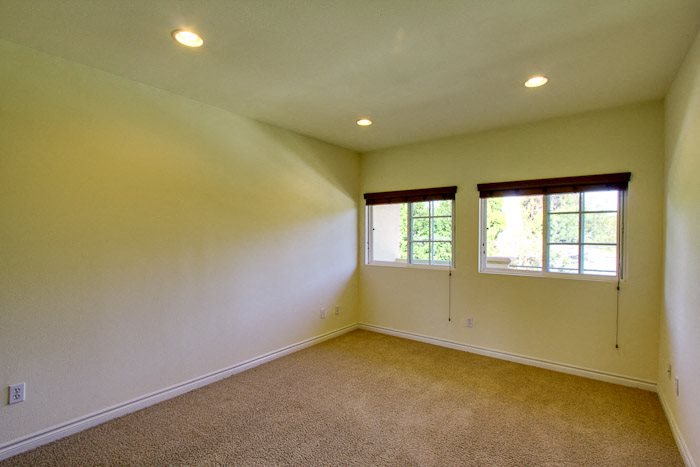 Gallery Photo 14